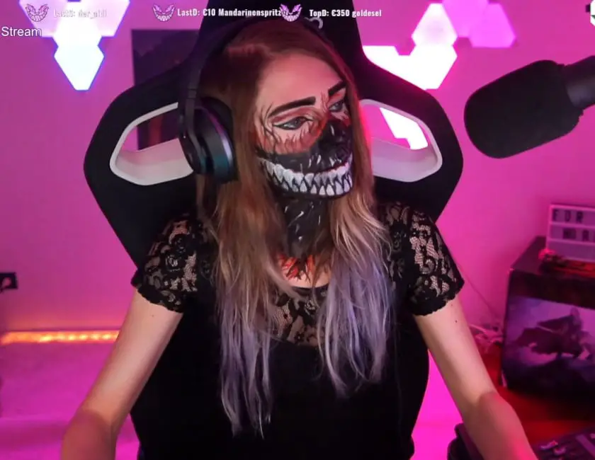 Twitch Halloween LoryTV